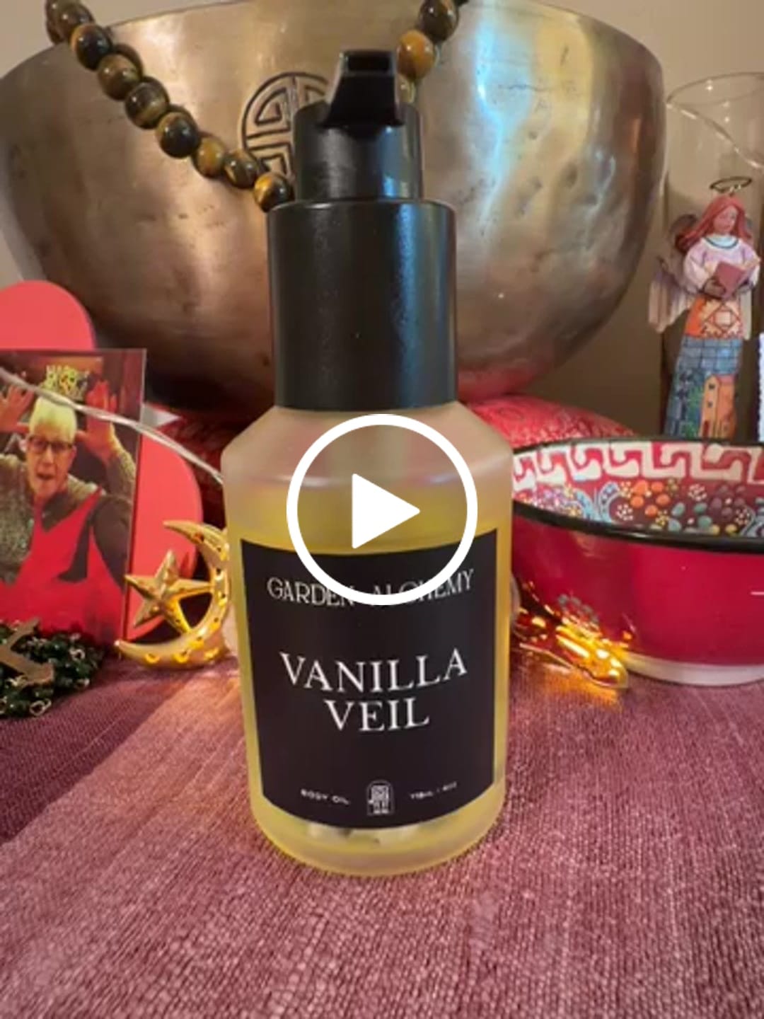 Customer video review of VANILLA VEIL BODY OIL
