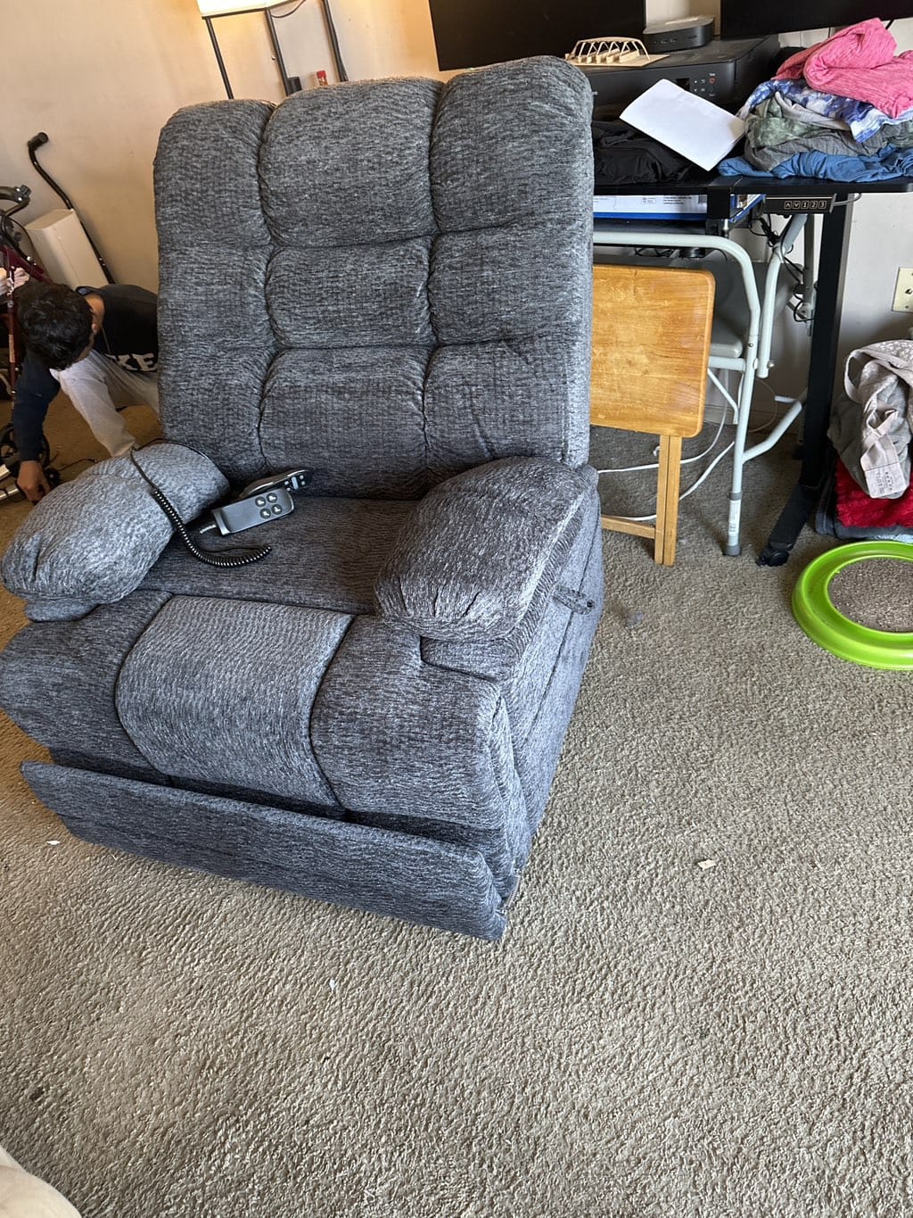 Customer photo review of 9205L Big & Tall Power Lift Recliner – Extended Footrest, Dual Motor, Heat & Massage, 400 lbs