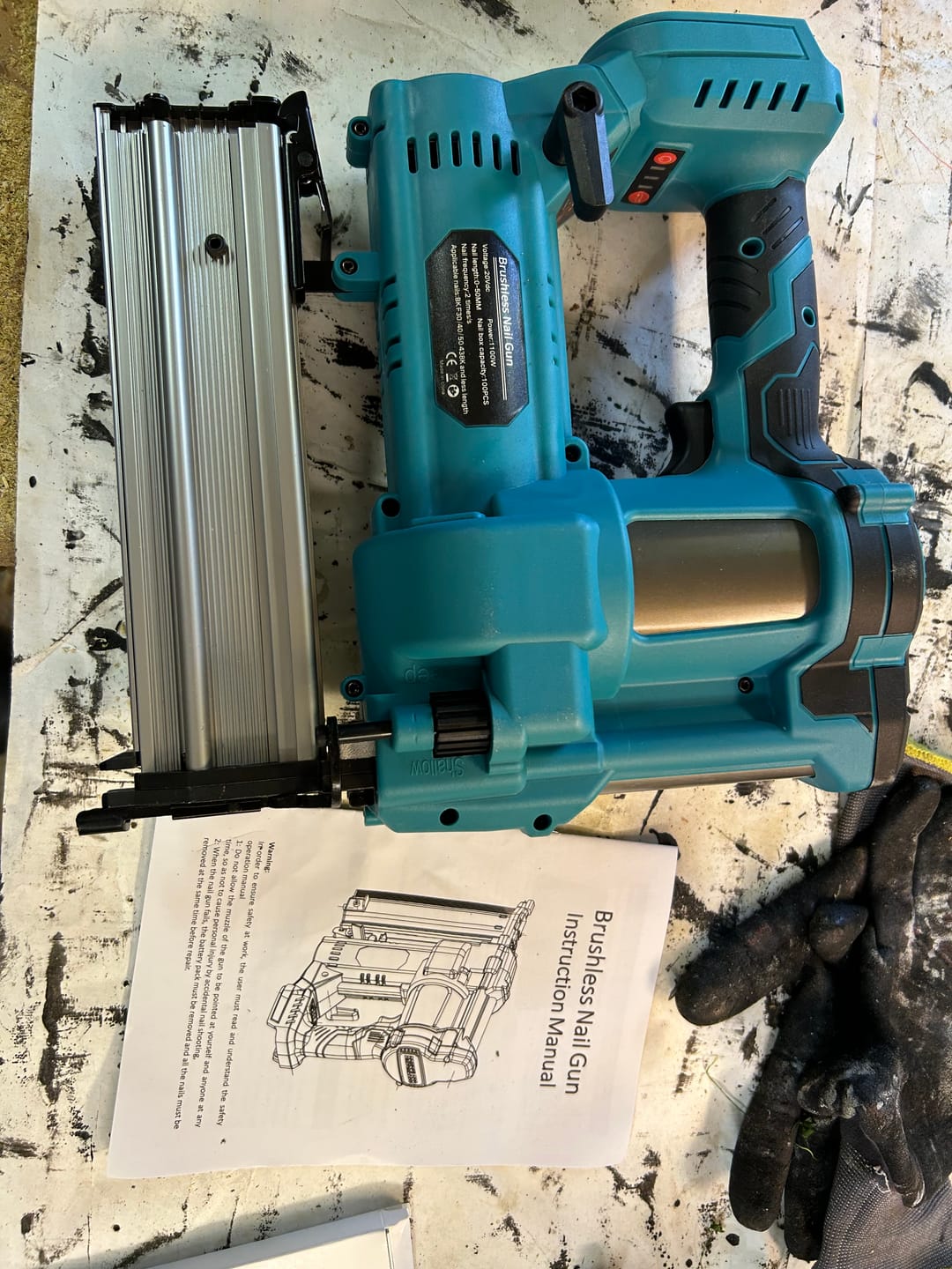 Customer photo review of ONEVAN 30mm & 50mm Pruning Shears | 8" Chainsaw & 8" Pole Chainsaw | 510mm Hedge Trimmer Brushless Cordless 5‑Pc. Combo Kit