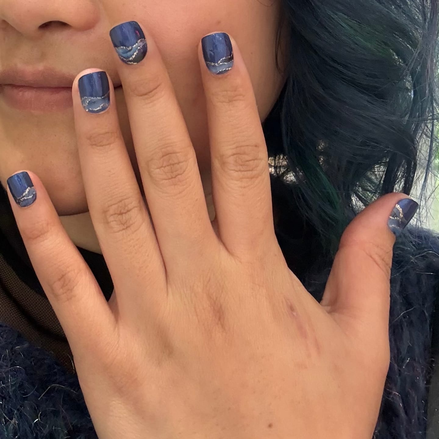 Customer photo review of NEW Winter Tide DIY Semicured Gel Nail Sticker Kit
