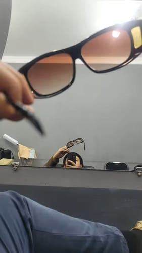 Customer photo review of Anteojos Antiencandilantes ARVANO™ | Chau luces fuertes