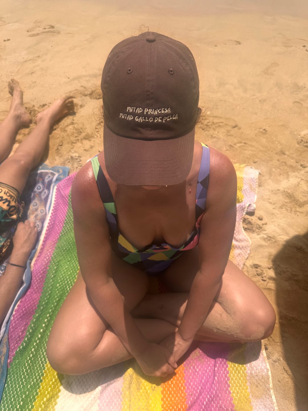 Customer photo review of Gorra Princesa/Gallo de Pelea
