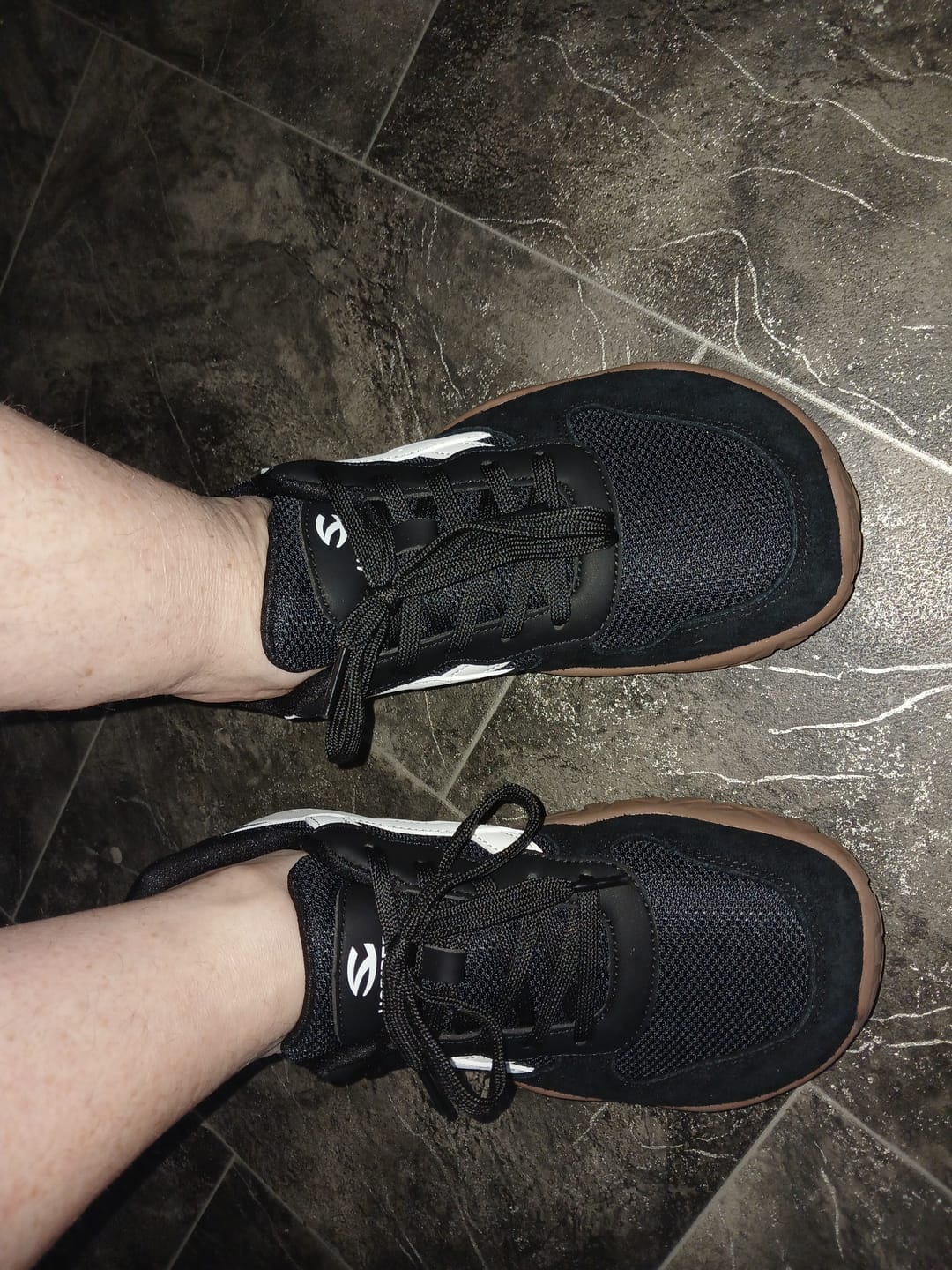 Customer photo review of Hareball - Wide Toe Sneakers