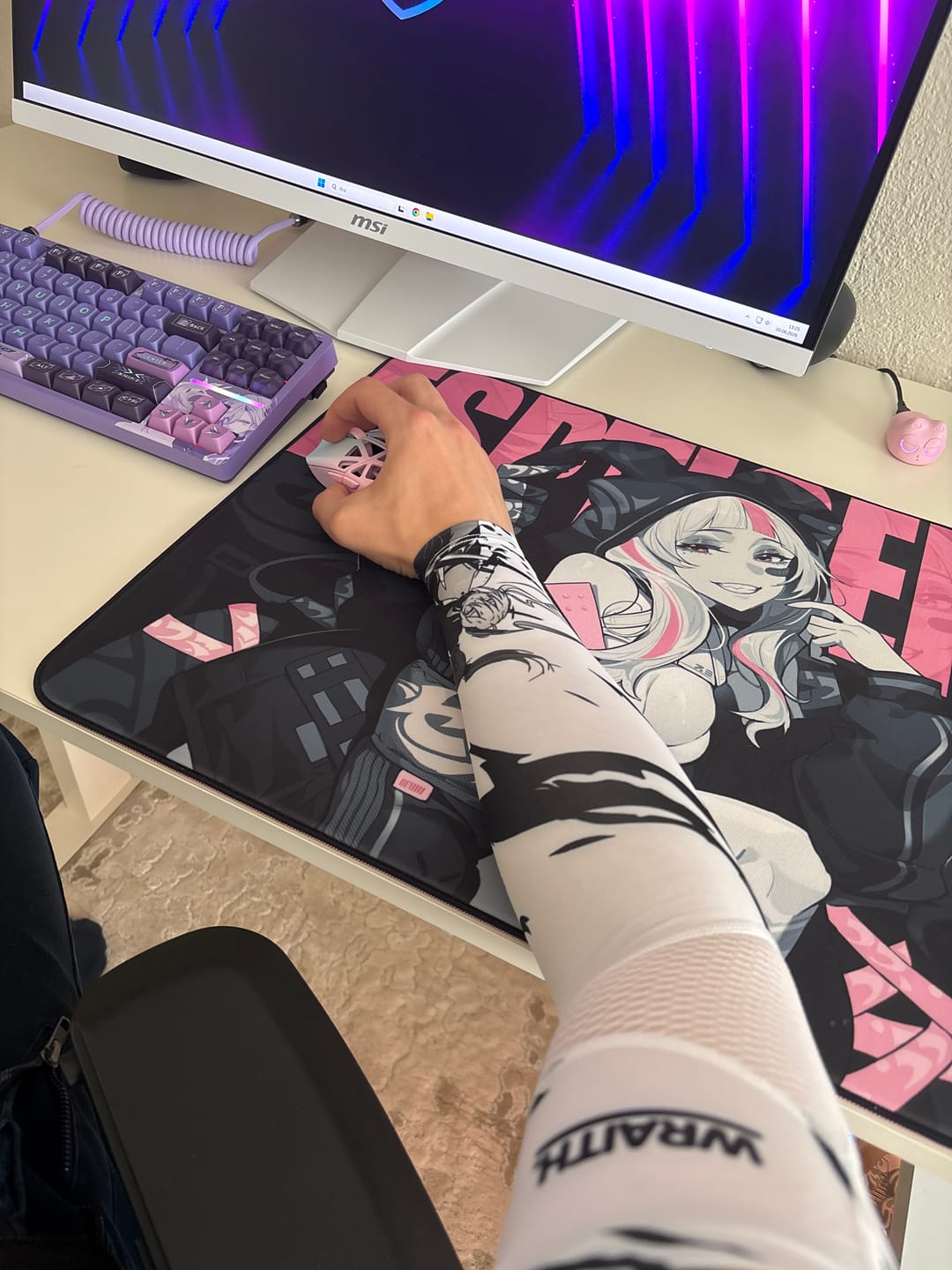 Customer photo review of Wraith Esports Arm Sleeve