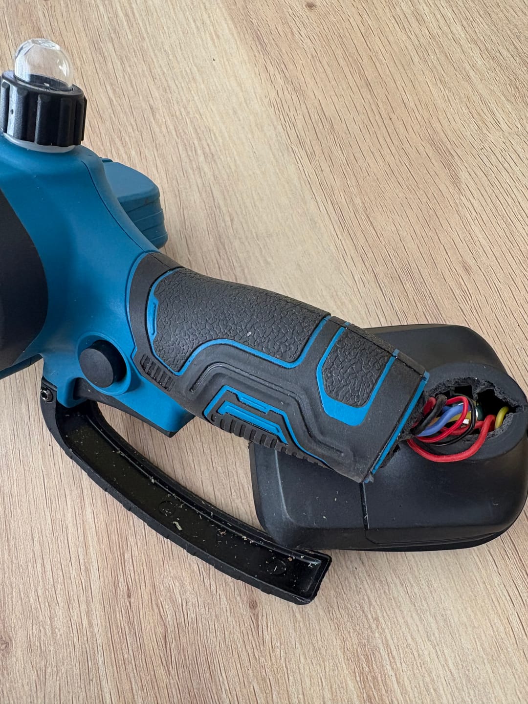 Customer photo review of YOFIDRA 8" Brushless Chainsaw + 32mm Pruner Set, Telescoping Pole