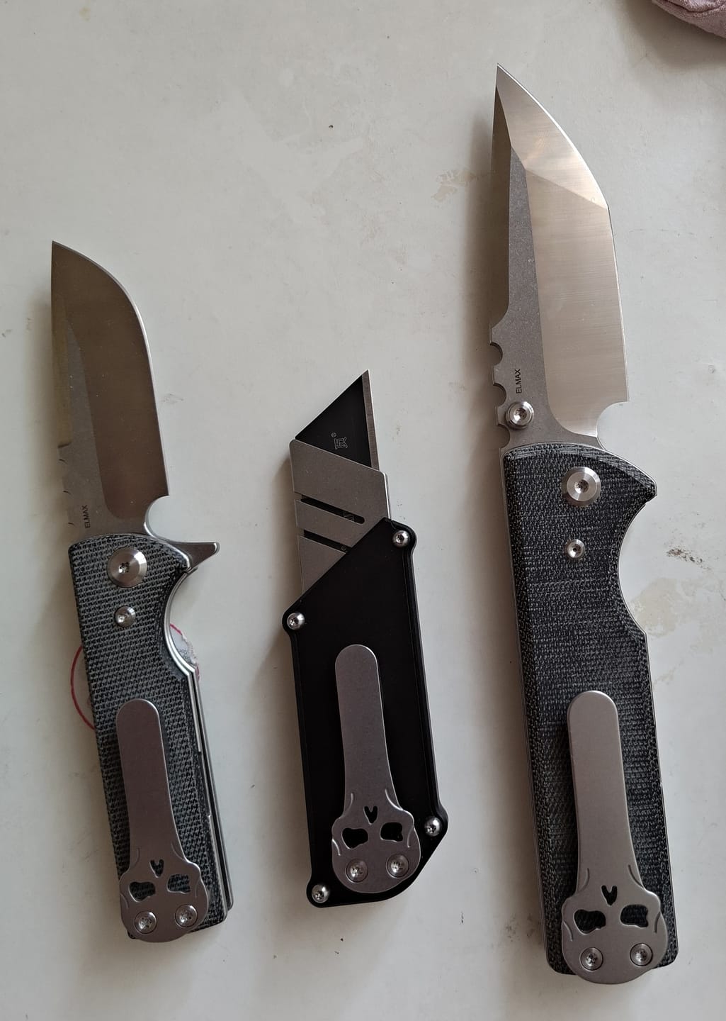 Customer photo review of Chaves T.A.K. Linerlock Drop Point Knife Black Micarta (CHAV14238)