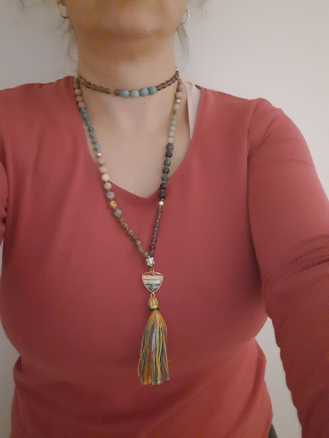 Customer photo review of Natural 7 Chakras Amethyst, Jasper, Sodalite, Unakite, Amazonite & Rhodonite 108 Beads Mala