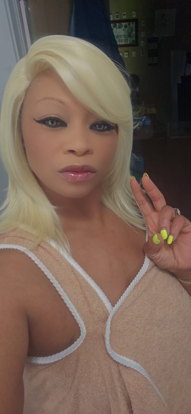 Customer photo review of STERLING - Outre The Daily Synthetic Lace Part Wig