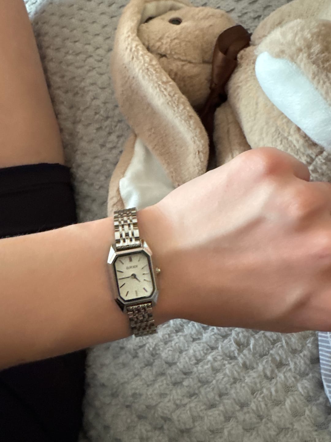 Customer photo review of Isabell Petite Silver