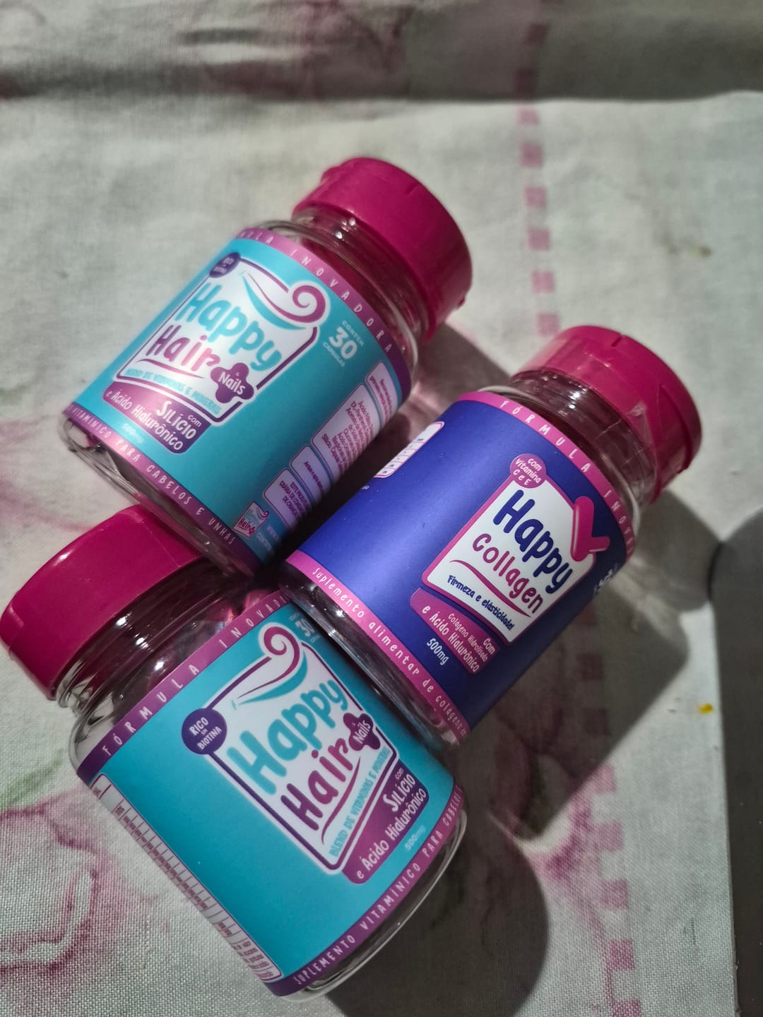 Customer photo review of Happy Hair 3 Potes + 1 Colágeno Grátis