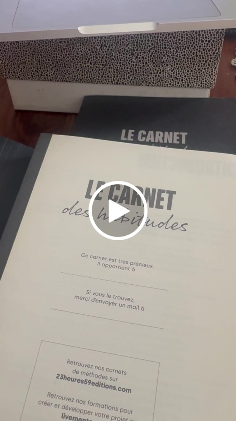 Customer video review of Carnet des Habitudes