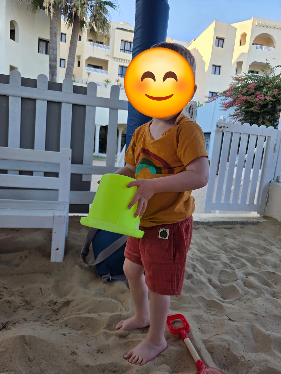 Customer photo review of Golden Rainbow Short Sleeve Popper T Shirt