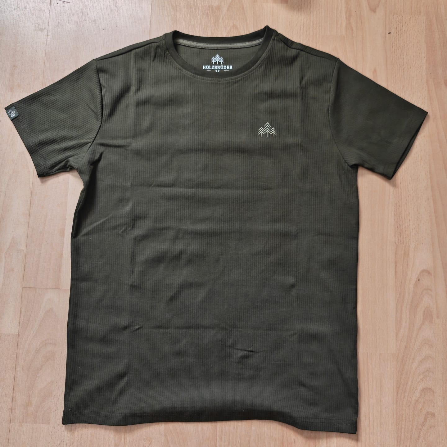 Customer photo review of Holzbrüder® Bio Herren Shirt / Ripp