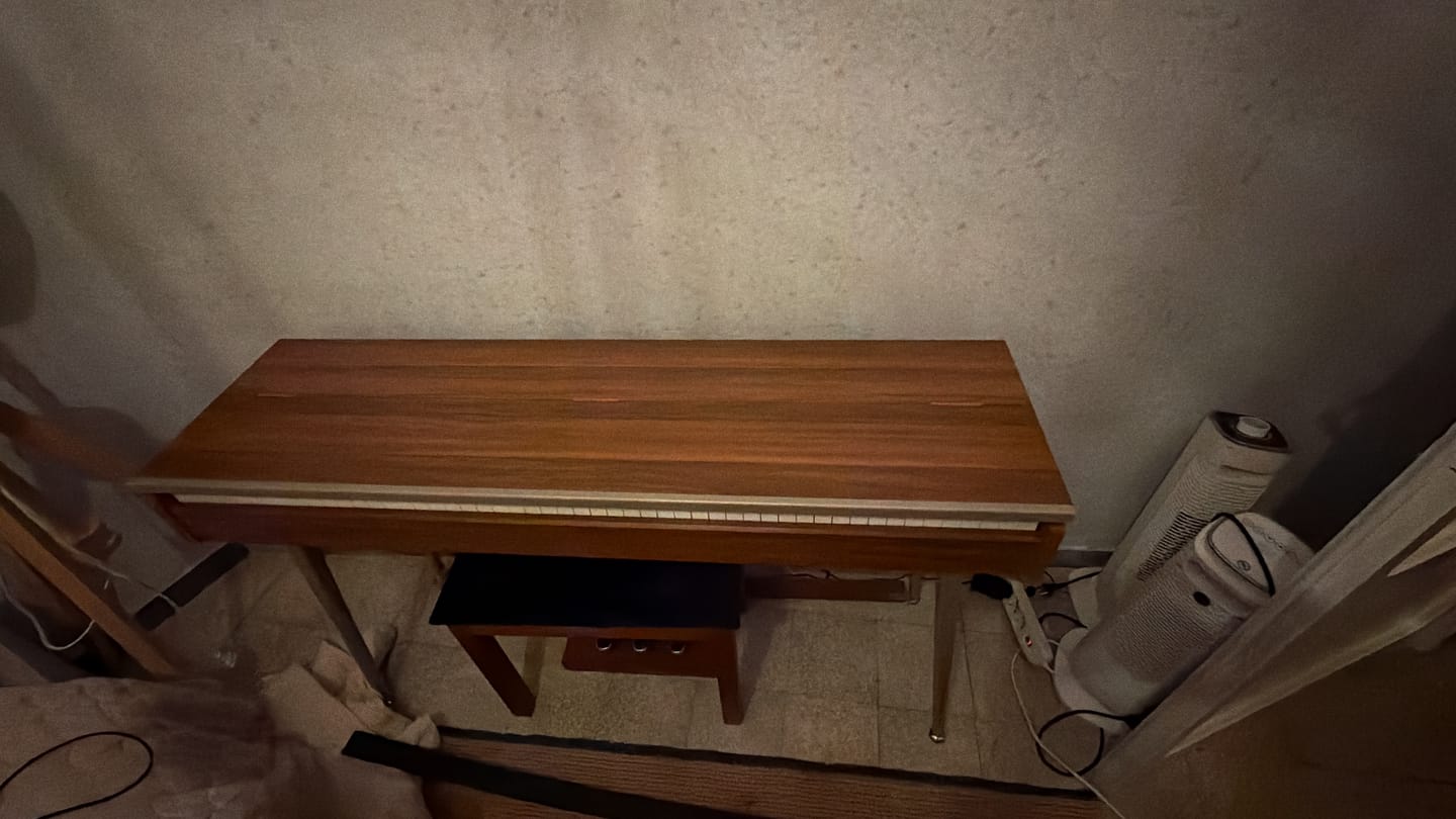 Customer photo review of Donner DKB-10 Panca per pianoforte spaziosa