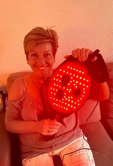 Customer photo review of GLOW® LED Gezichtsmasker - Lichttherapie met Nabij-Infrarood & Roodlicht