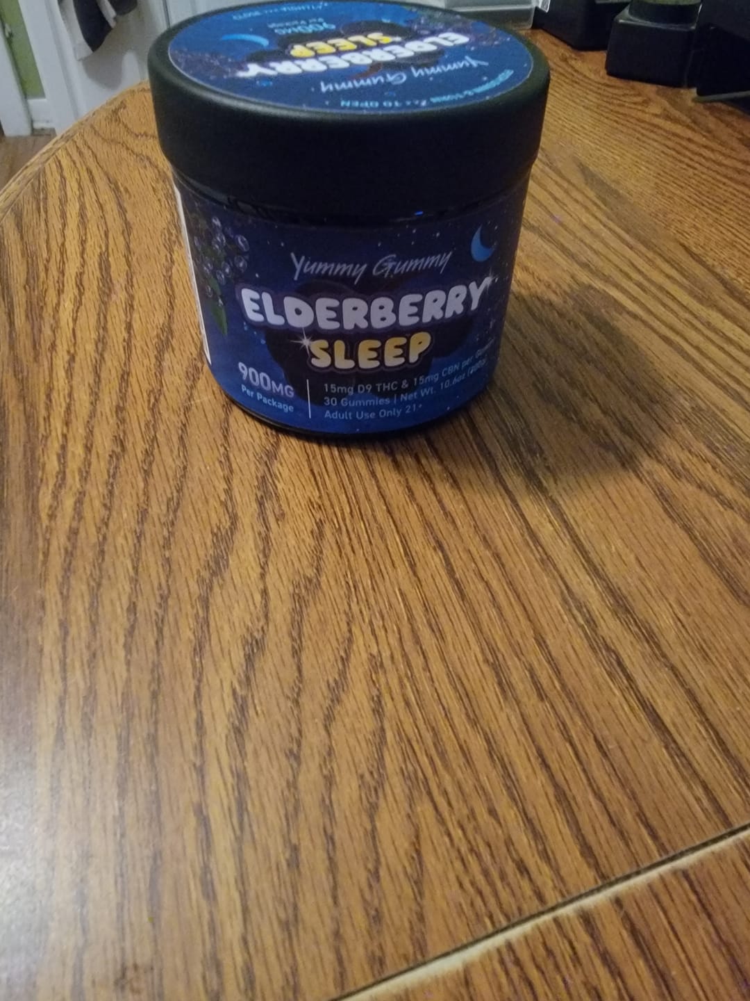 Customer photo review of 900MG Yummy Gummy D9