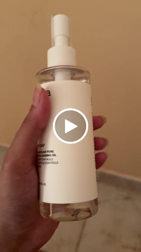 Customer video review of زيت انوا هارت ليف لتنظيف البشرة والتحكم بالمسام - 200مل