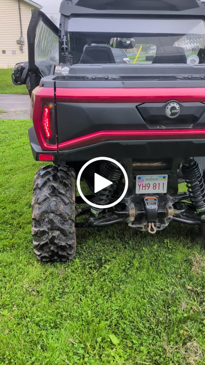 Customer video review of Universal Turn Signal Kit with Turn Switch & 105D Horn