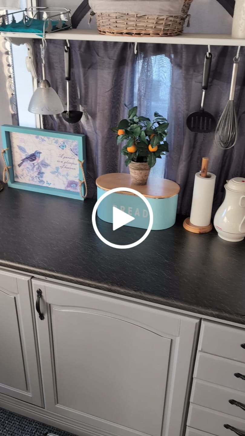 Customer video review of Skifer matt kontaktplast