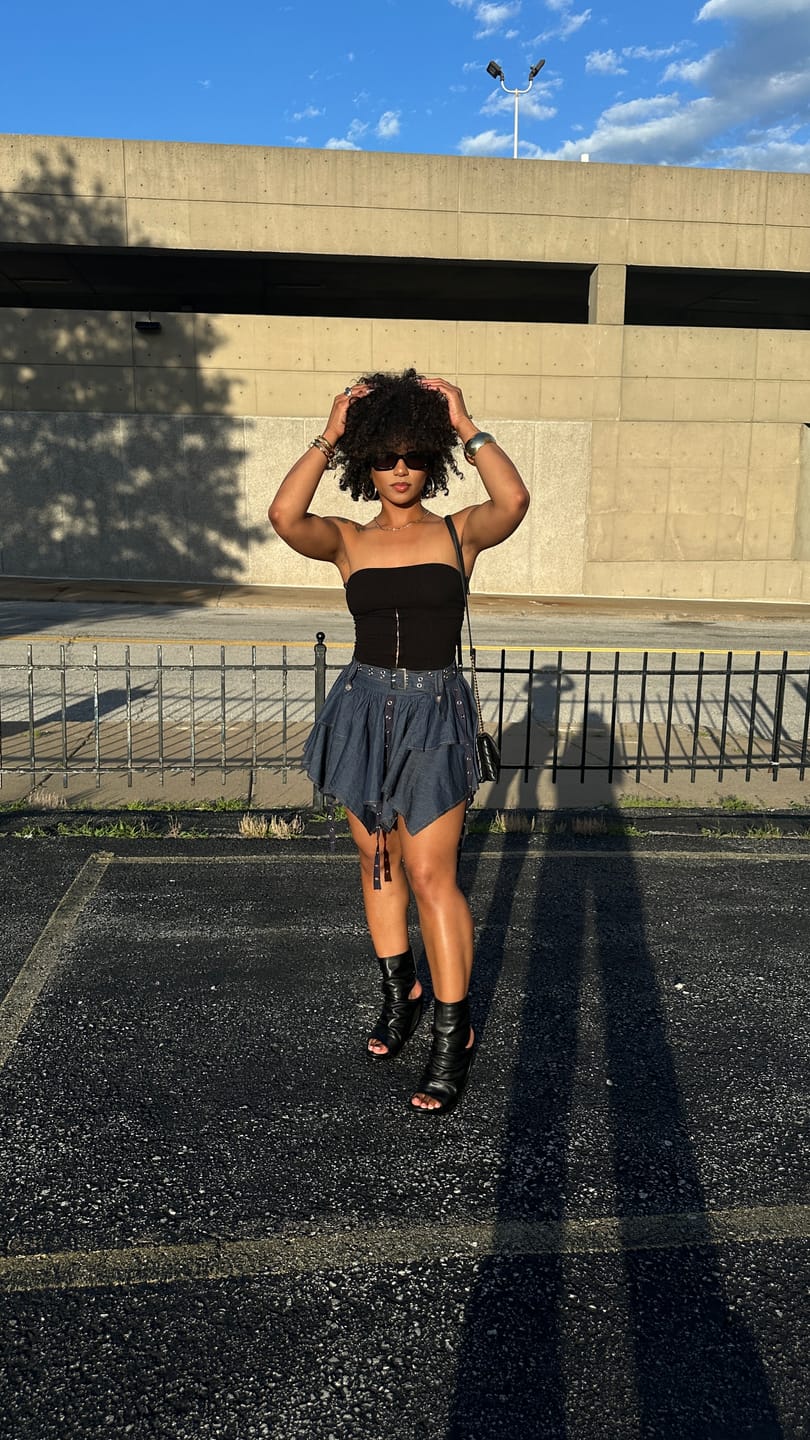 Customer photo review of CIRCOS-BLACK WEDGE SANDAL BOOTIE