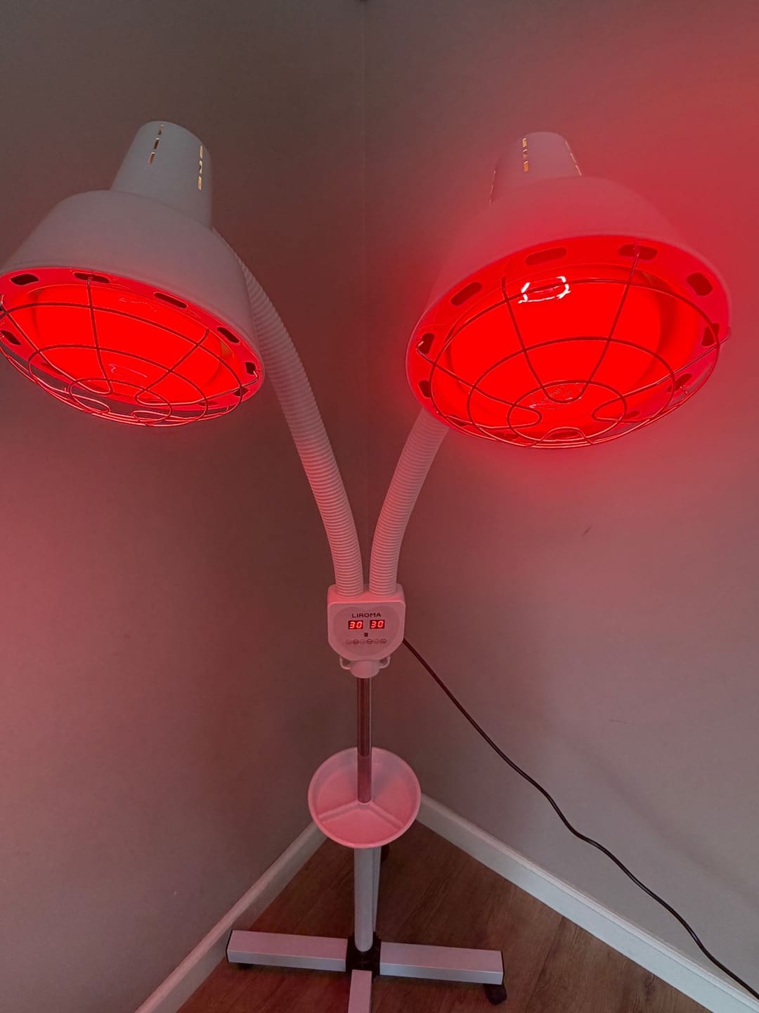 Customer photo review of LIROMA® Infraroodlamp Dubbele kop – 507 – Ideaal voor thuis