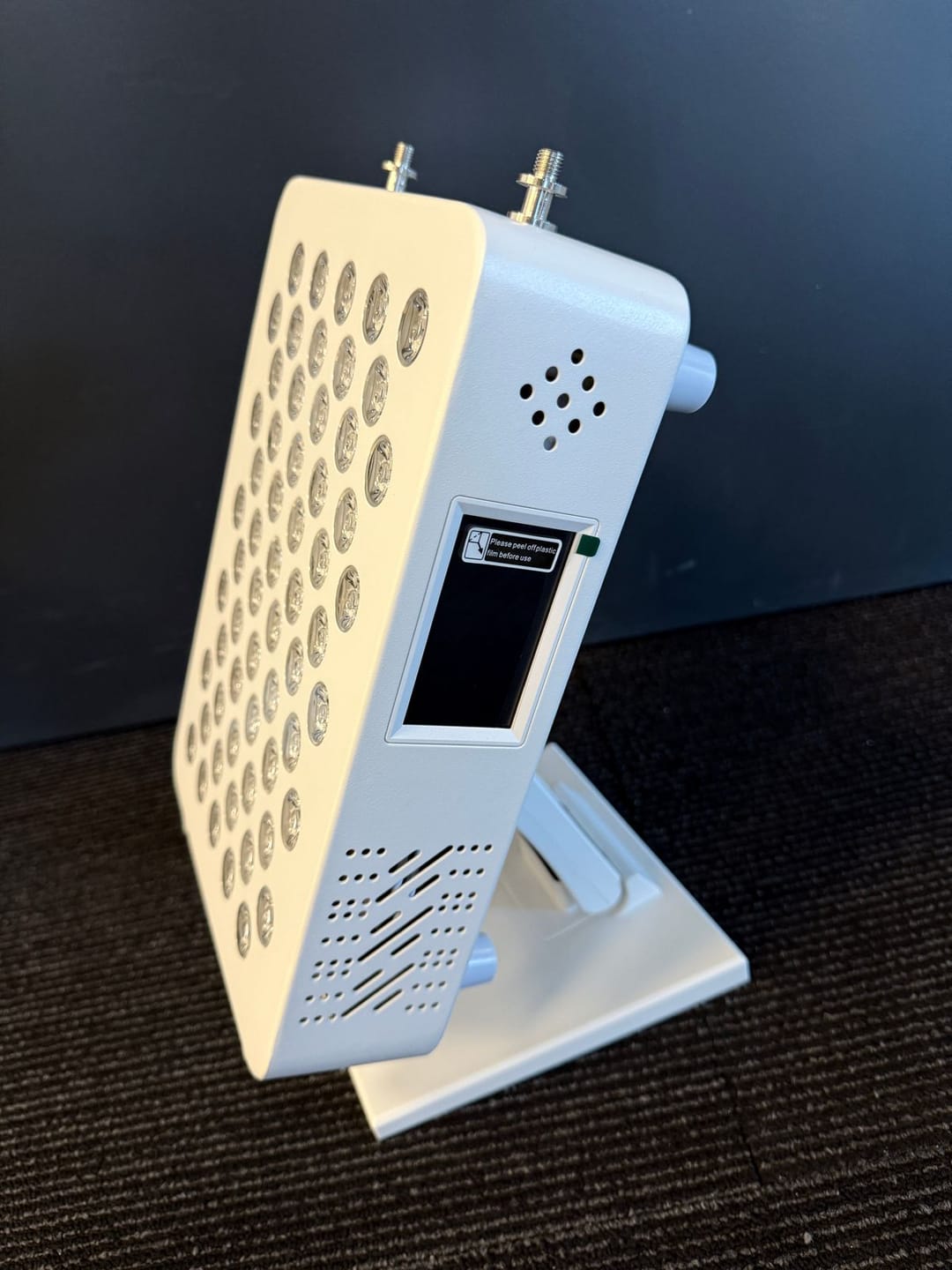 Customer photo review of PrimeFORCE RL60 (Roodlichttherapie) – Ideaal voor thuis – Levensduur tot 100.000 uur - 28,5x20,9×7cm
