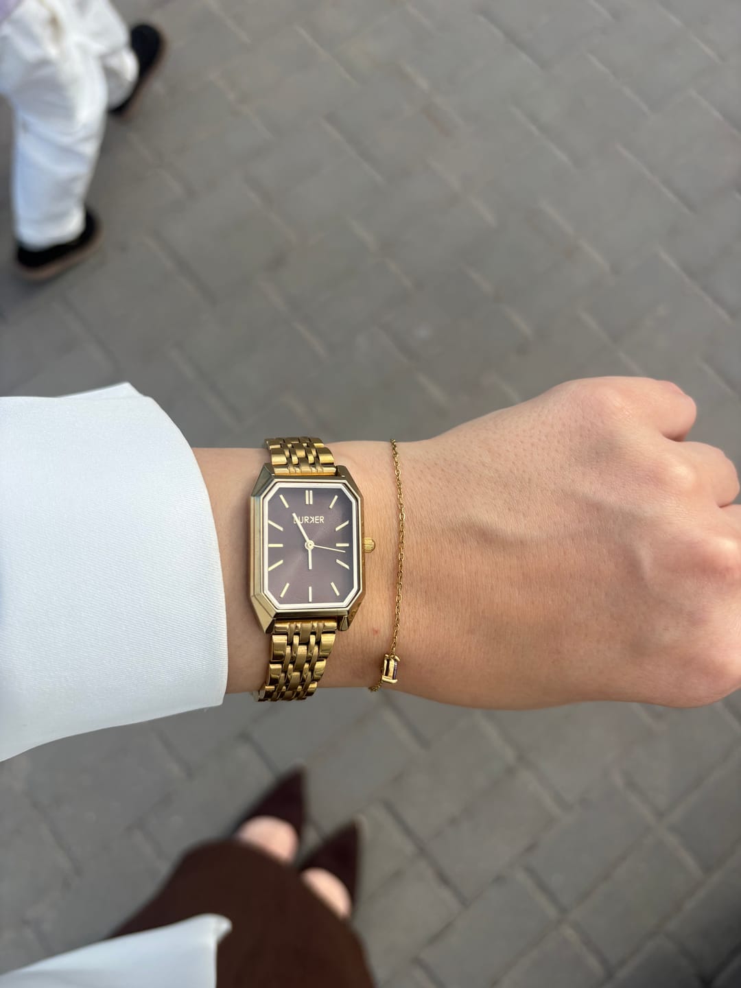 Customer photo review of Isabell Gold Brown