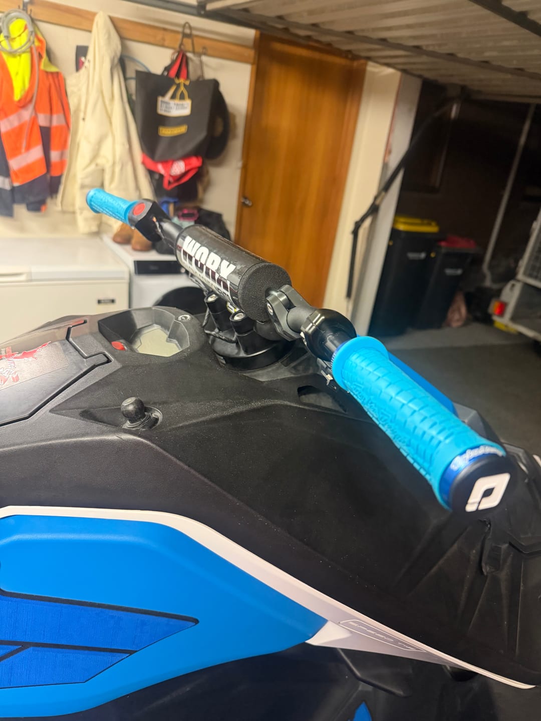 Customer photo review of ODI Rogue/Troy Lee Lock-On Grips