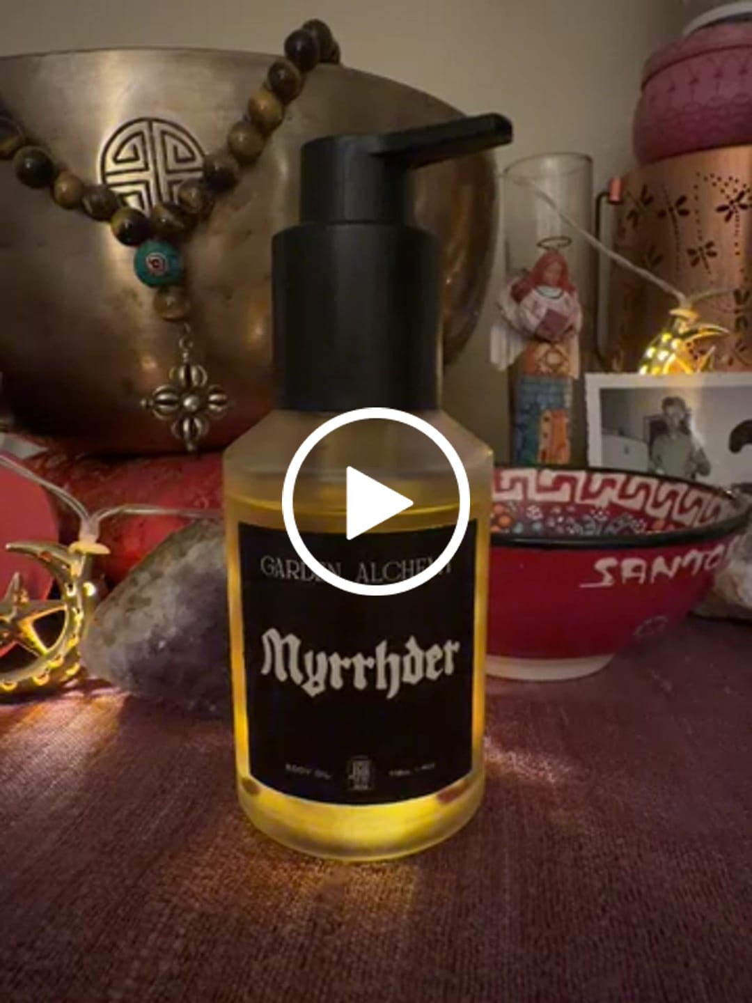 Customer video review of MYRRHDER body oil