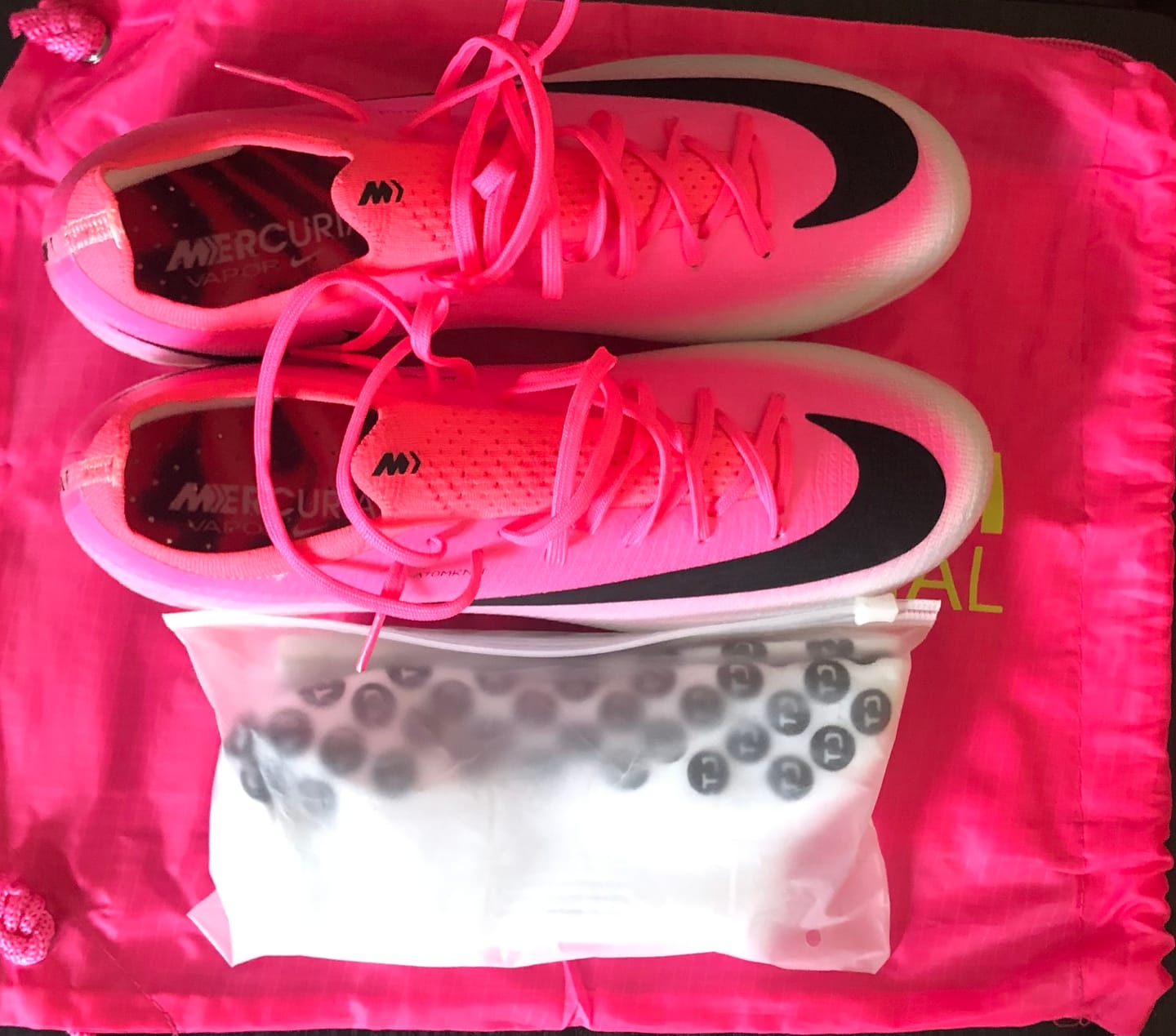 Customer photo review of Nike Mercurial Vapor 17 Elite FG - Multicolore/Noir