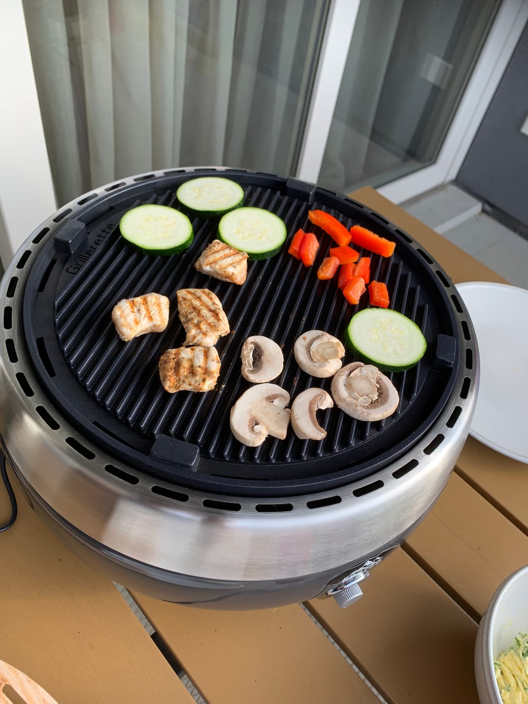 Customer photo review of Cast aluminium two-in-one Griddle Plate
