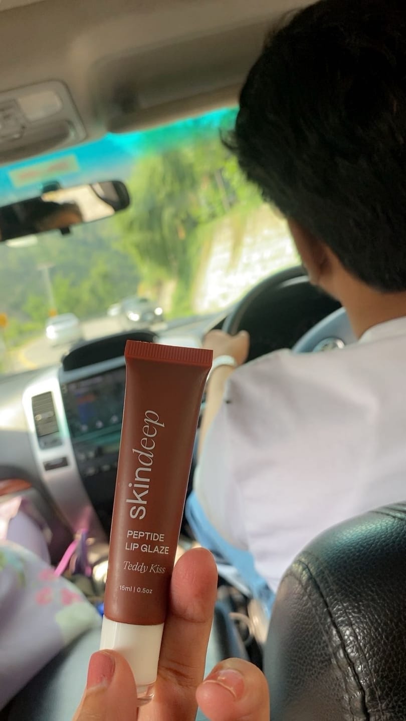 Customer photo review of » Peptide Lip Glaze (100% off)