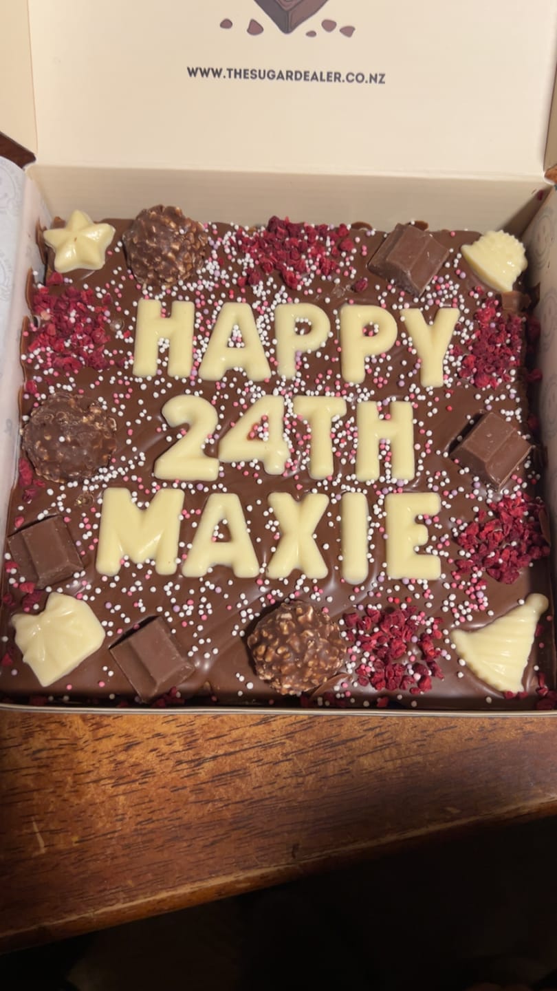 Customer photo review of Custom message birthday brownie