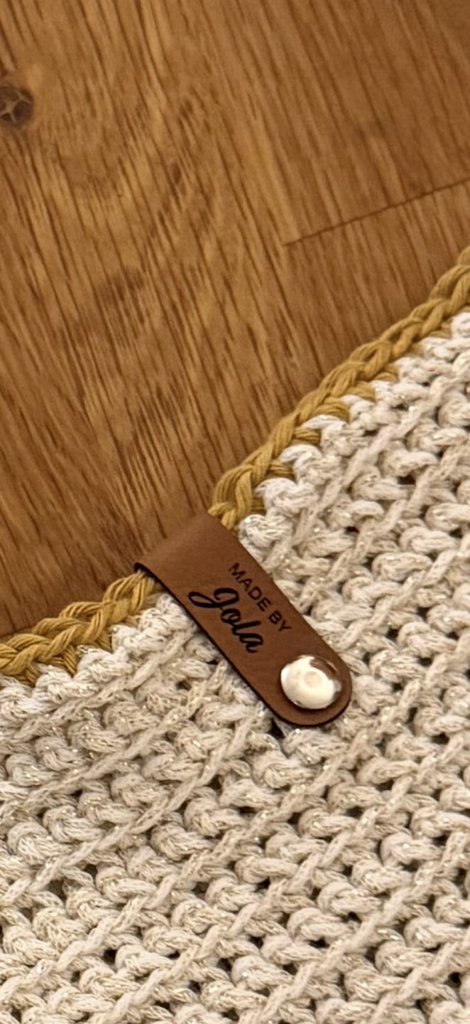 Customer photo review of Personalisierte Labels mit Chicago Screws - Kunstleder-Label mit Schrauben