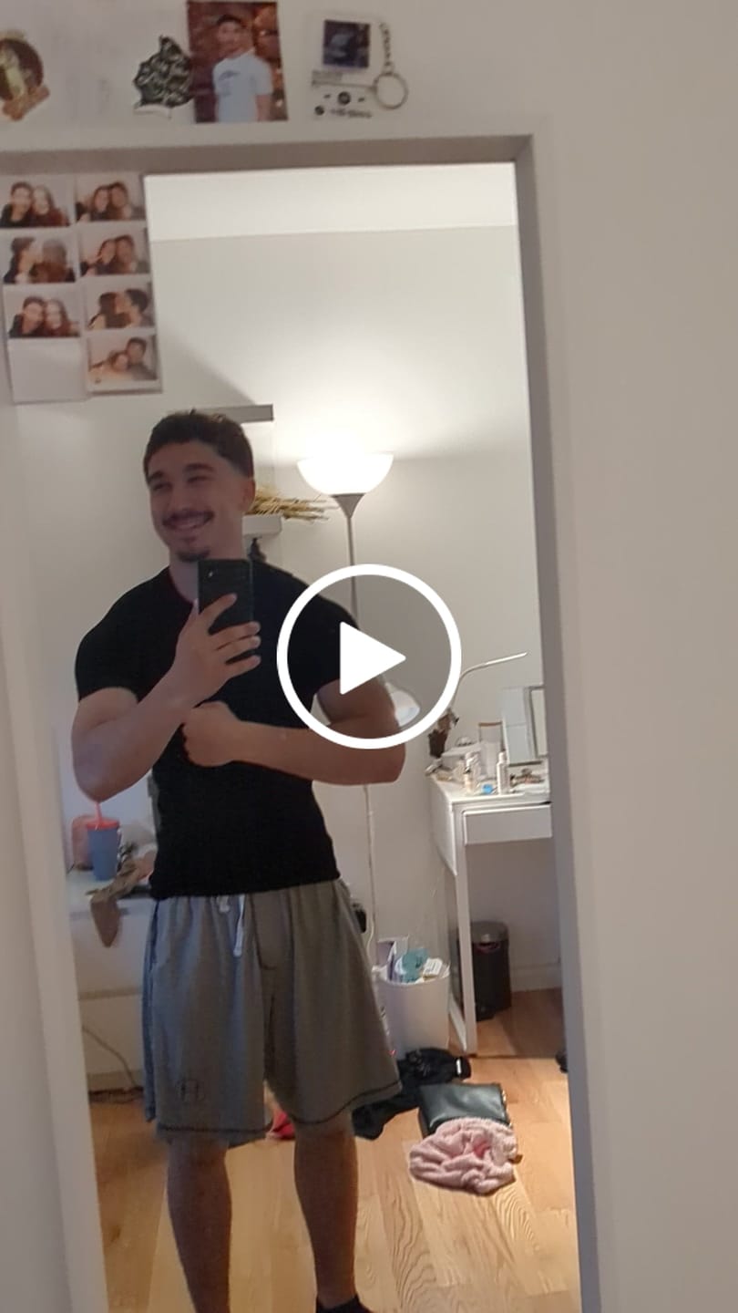 Customer video review of COMPRESSION T-SHIRT