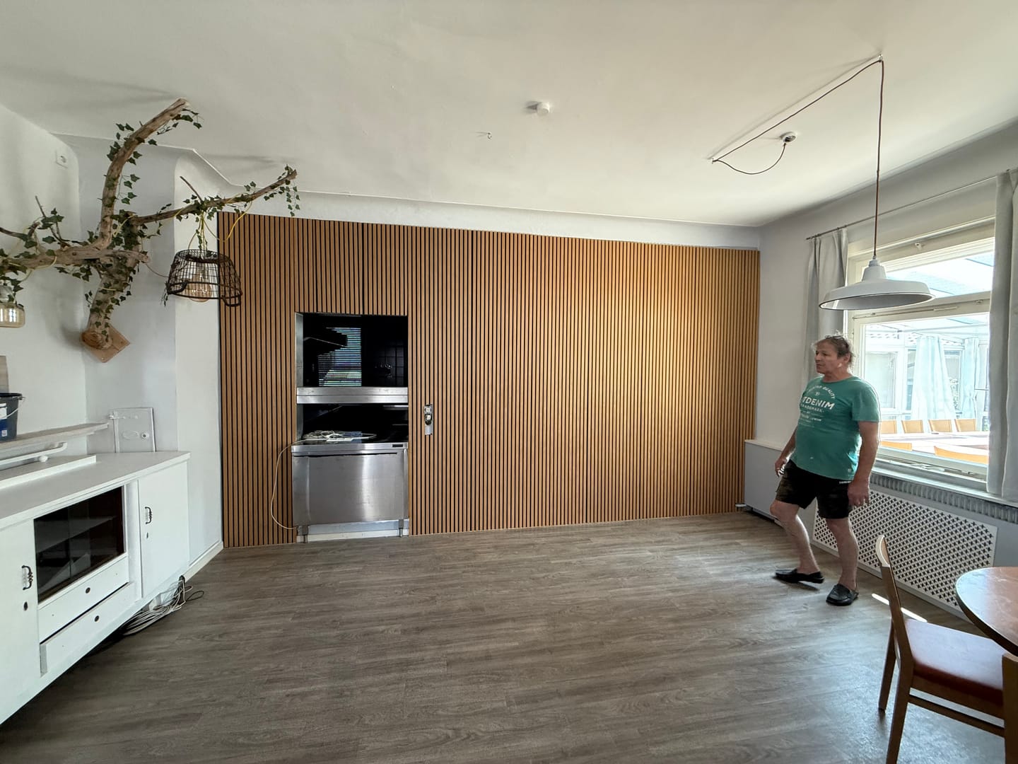Customer photo review of Akustikpaneele Rustikale Eiche | XL 300 cm x 60 cm | Dreiseitig Echtholzfurnier
