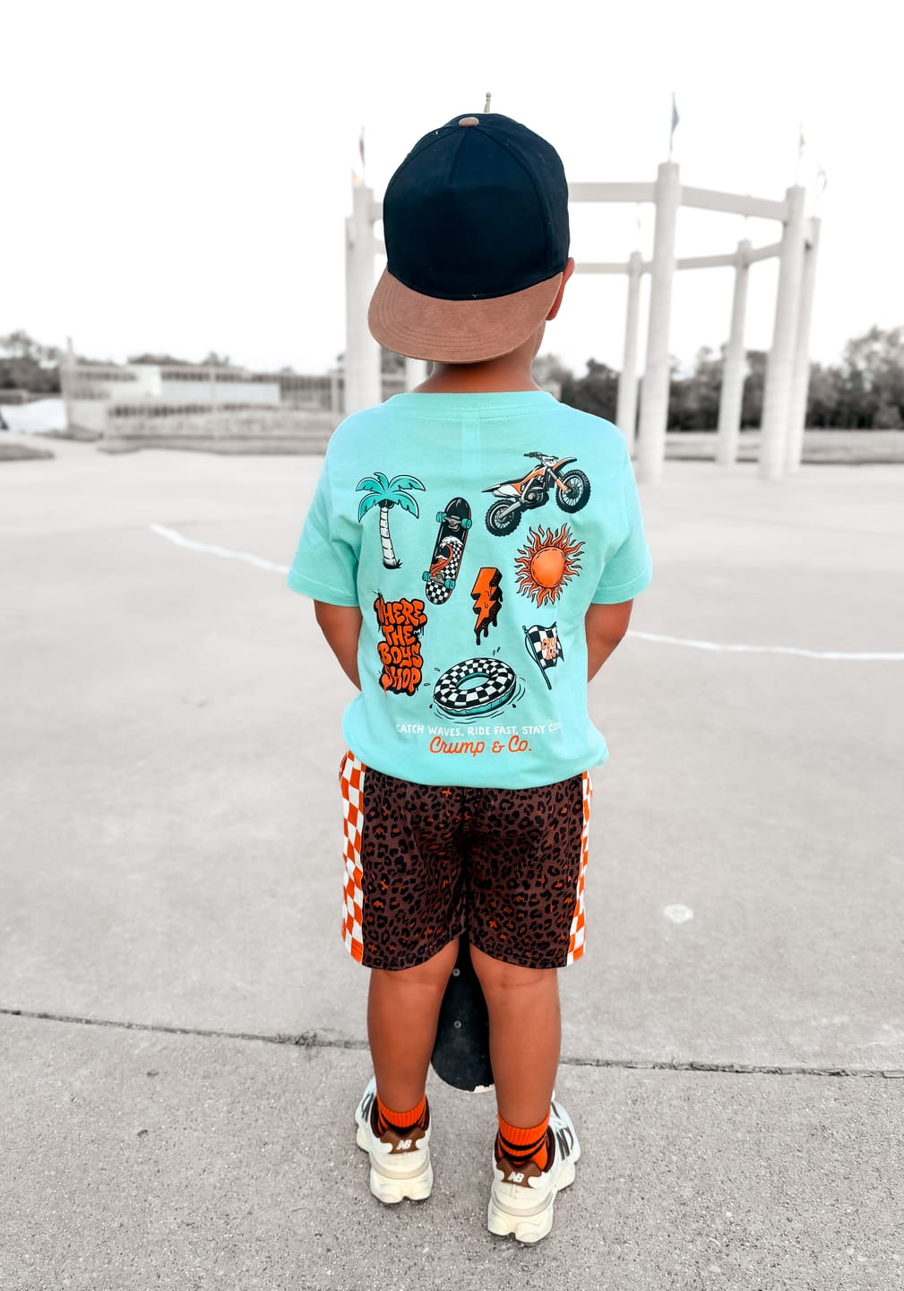 Customer photo review of Summer Elements | Chill Blue T-shirt