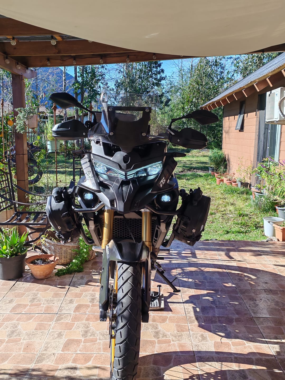 Customer photo review of LOBOO Wanderer BHGB05T — 300KG Inflatable Bag for 25mm Crash Bars