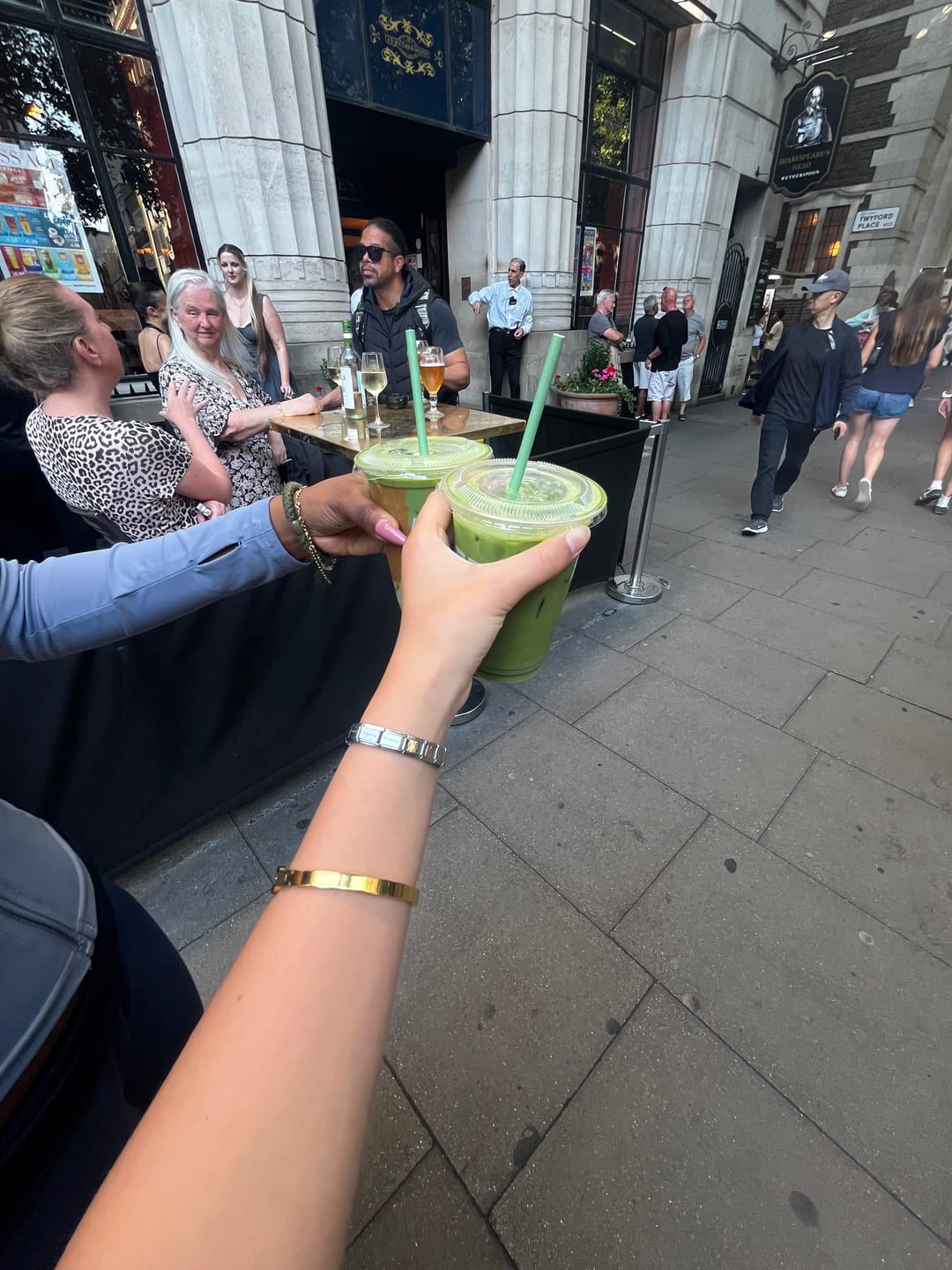 Customer photo review of Tallulah Gold Turqouise Scallop Star Bangle