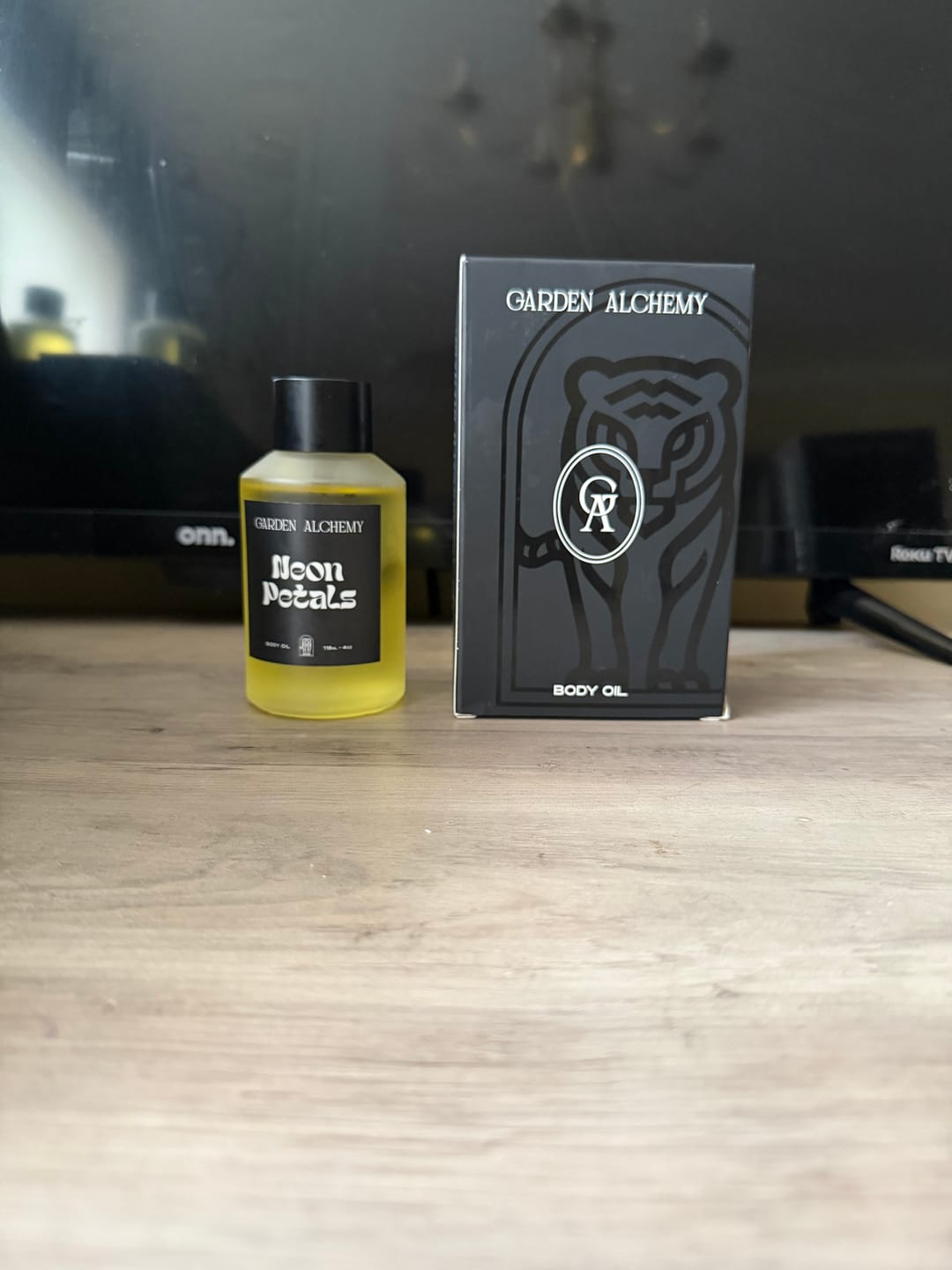 Customer photo review of NEON PETALS BODY OIL