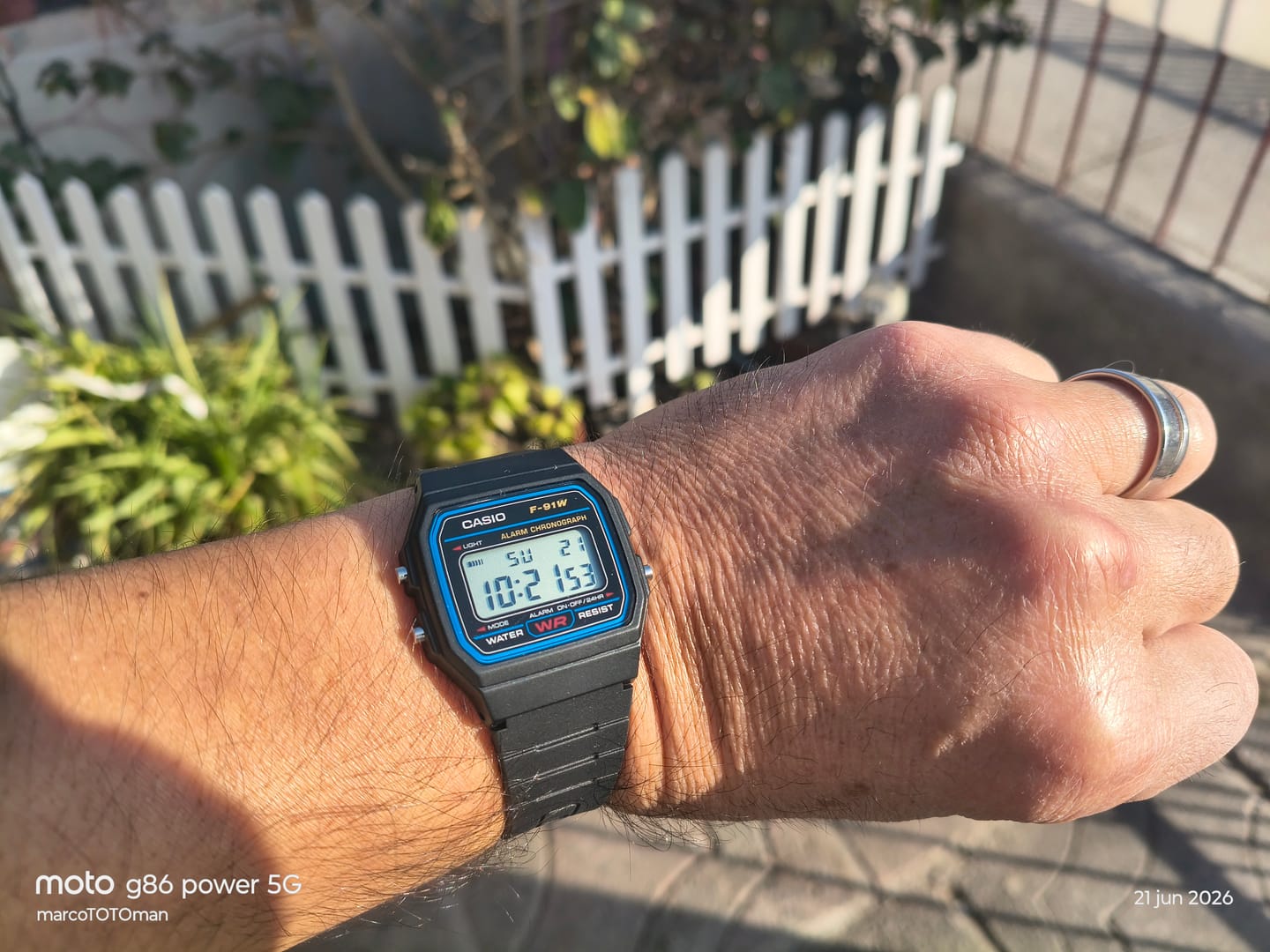 Customer photo review of Reloj Casio Vintage F-91W-1DG Clásico Líneas Azules