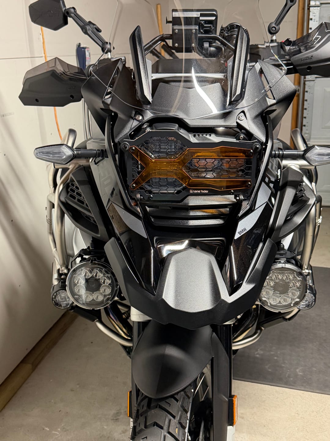 Customer photo review of Headlight Guard Kit BMW R1200/1250 GS / ADVENTURE LC (Liquid Cooled) - [Patent Pending]