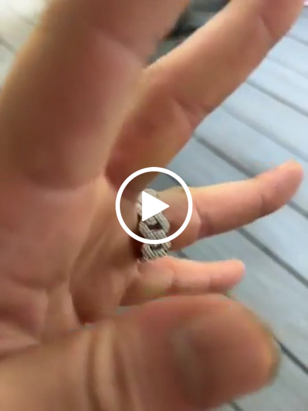 Customer video review of 2.5CT Cuban Moissanite Ring - Silver - D Colour - VVS1