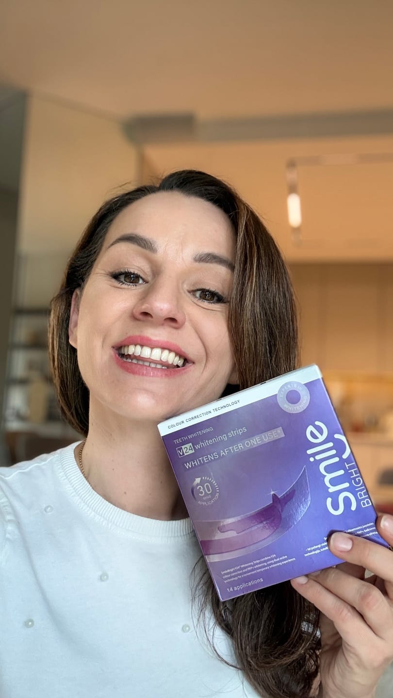 Customer photo review of V24 Violetinės Dantų Balinimo Juostelės