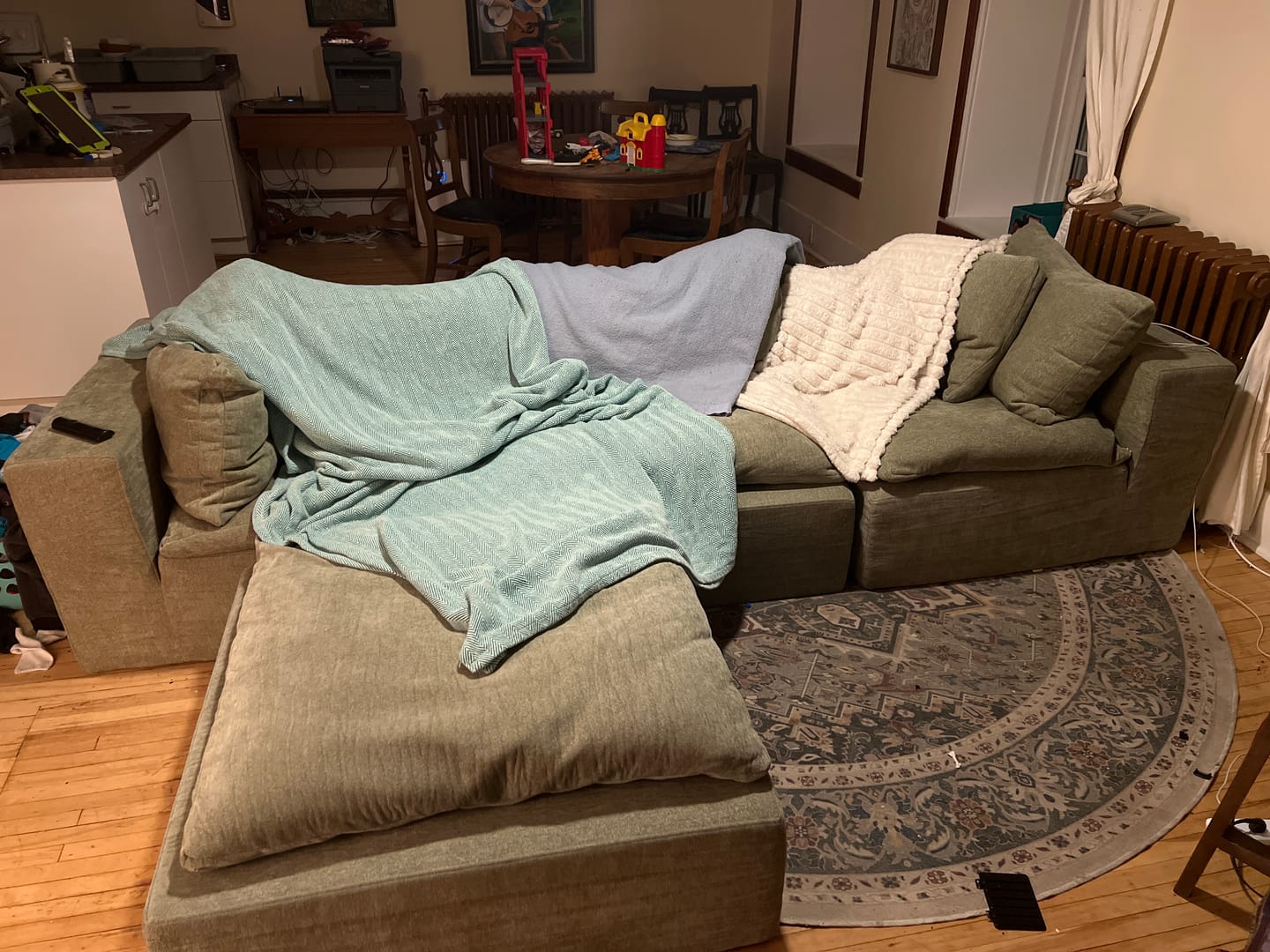 Customer photo review of R4 Sectional Sofa