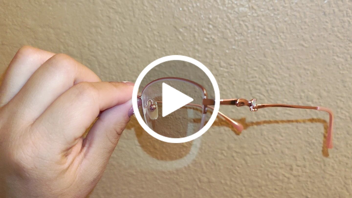 Customer video review of Kya Eyeglasses