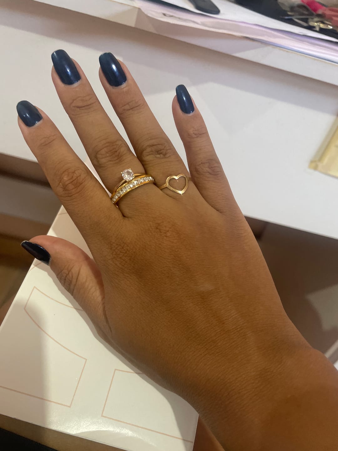 Customer photo review of Anel com Pedras Brilhantes Banhado em Ouro 18k