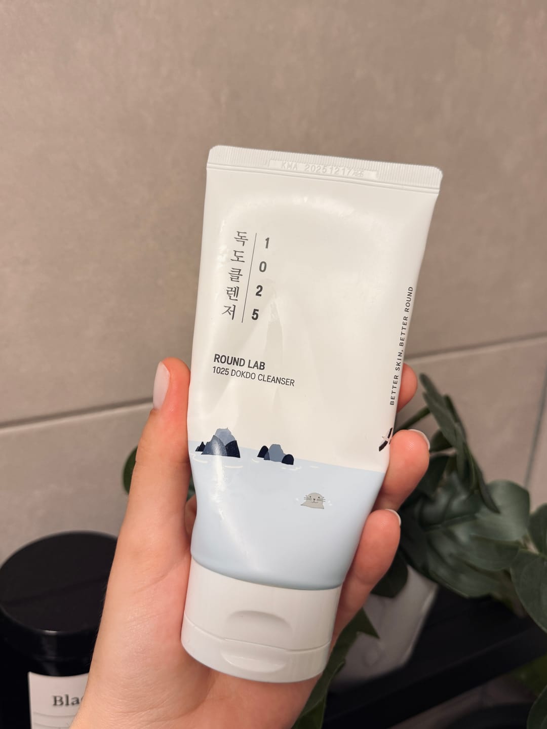 Customer photo review of Maigas putiņas sejas mazgāšanai ar jūras ūdeni Round Lab1025 Dokdo Cleanser