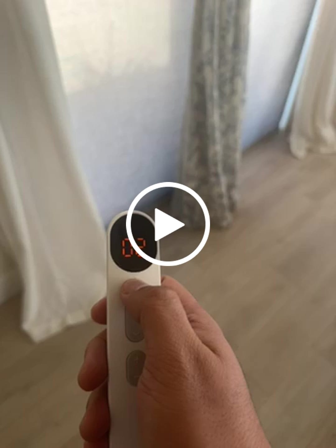 Customer video review of Bringnox Motorized Light Filtering Roller Shades 70% Blackout Bouvardia