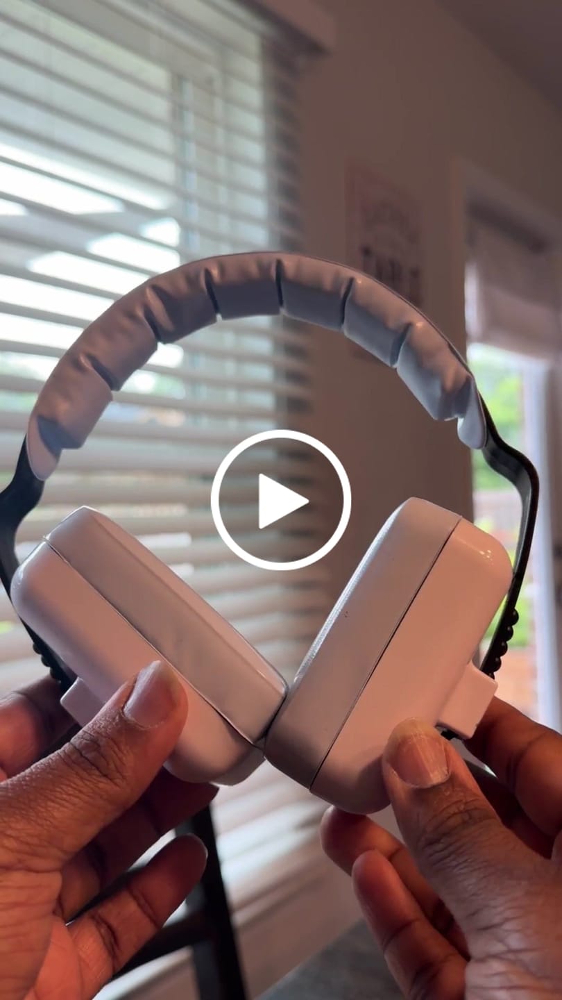 Customer video review of Decibel Defense Kids Earmuffs in Blue